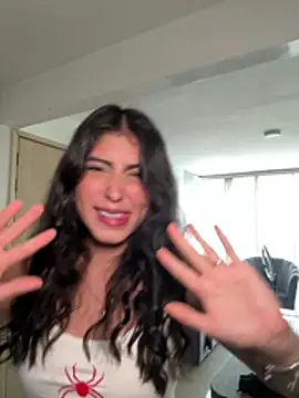 Gaby zahir  online show from 12/23/24, 01:13