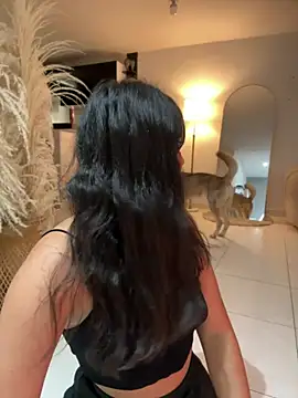 Gaby zahir  online show from 03/17/25, 12:35