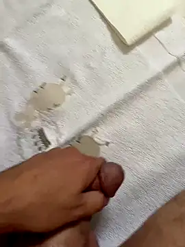 Snapshot of KielerMen chatting on 09/16/25, 01:12 KielerMen online show from 09/16/25, 01:12