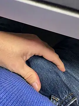 Snapshot of KielerMen chatting on 11/20/25, 02:34 KielerMen online show from 11/20/25, 02:34