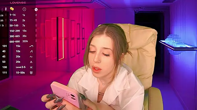 PenellopaRaw online show from 01/21/25, 04:48