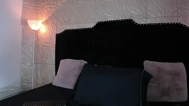 JennyRouse01 online show from 03/21/25, 11:01