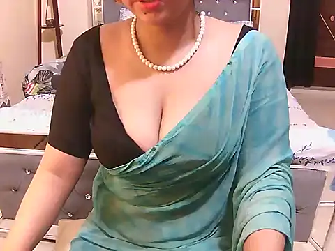 Snapshot of cutebengaligirl chatting on 10/11/25, 07:40 cutebengaligirl online show from 10/11/25, 07:40
