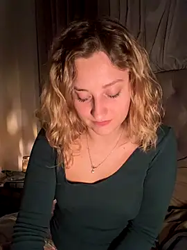 MileySummer online show from 11/30/25, 04:22