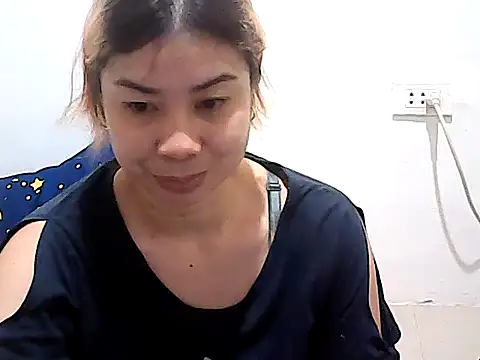 Totally Naked69 online show from 12/05/24, 08:44