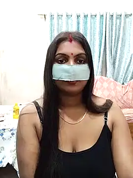 Queen Dolly online show from 12/08/24, 05:33