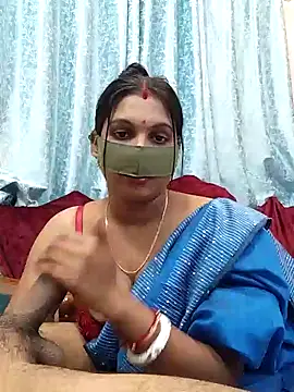 Queen Dolly online show from 12/17/24, 05:58