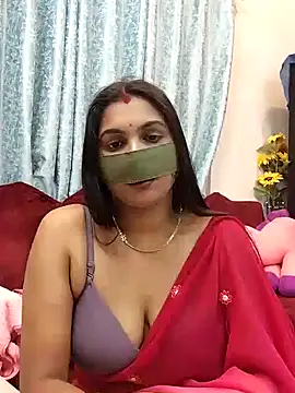 Queen Dolly online show from 03/07/25, 05:49