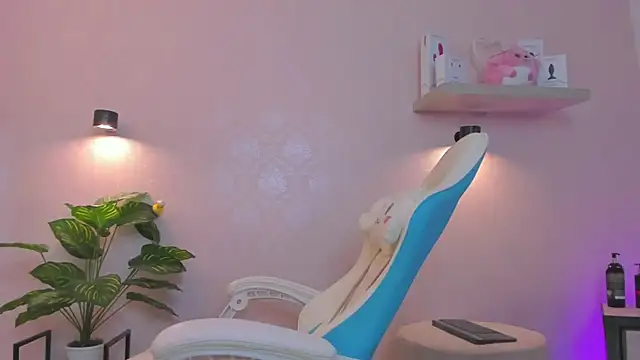 LITTLE-VIVI online show from 06/07/26, 03:21