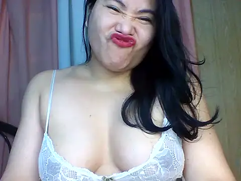 SexiestAries online show from 12/05/25, 01:14