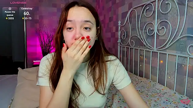 Snapshot of Fera1_Berry chatting on 12/05/24, 12:52 Fera1 Berry online show from 12/05/24, 12:52