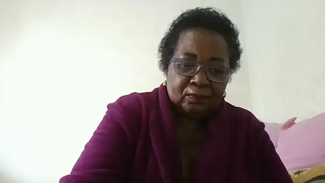 Snapshot of KinkyRicoSaisyours chatting on 05/16/26, 02:49 KinkyRicoSaisyours online show from 05/16/26, 02:49