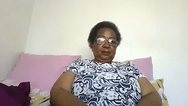 Snapshot of KinkyRicoSaisyours chatting on 06/06/26, 07:57 KinkyRicoSaisyours online show from 06/06/26, 07:57