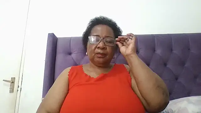 Snapshot of KinkyRicoSaisyours chatting on 06/13/26, 12:58 KinkyRicoSaisyours online show from 06/13/26, 12:58