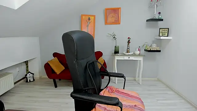 Snapshot of LollaGirl chatting on 10/22/25, 03:18 LollaGirl online show from 10/22/25, 03:18