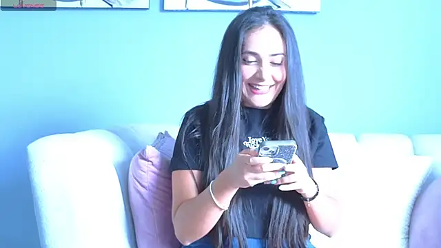 Snapshot of BrookeMiller chatting on 09/19/25, 08:42 BrookeMiller online show from 09/19/25, 08:42