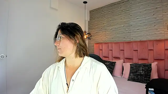 SarahDeyvis online show from 09/17/25, 04:08