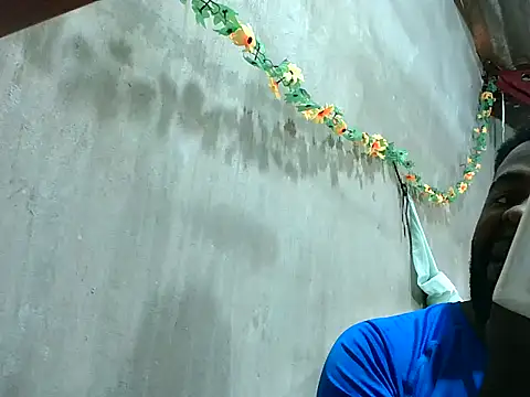 2ocmaxi online show from 11/13/25, 08:08