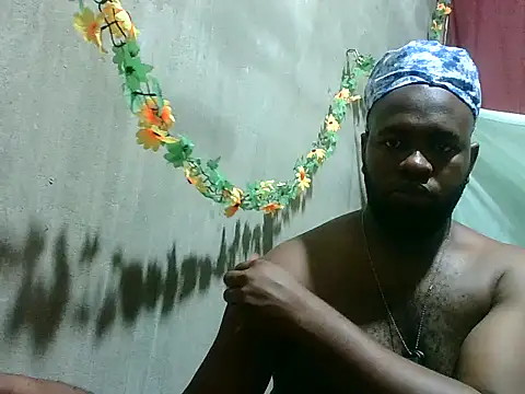 2ocmaxi online show from 03/29/26, 05:57