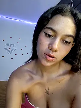 Snapshot of Sallye_ chatting on 03/20/25, 04:40 Sallye  online show from 03/20/25, 04:40