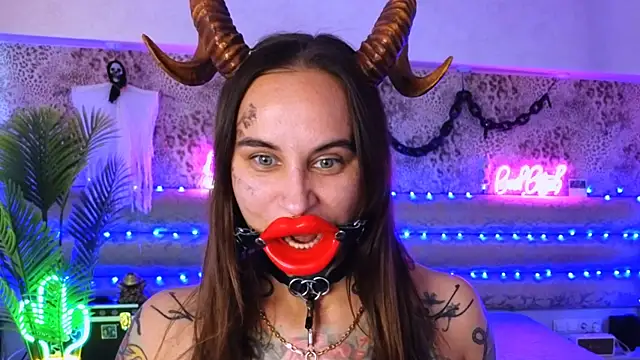 Cool Freak  online show from 09/20/25, 10:38