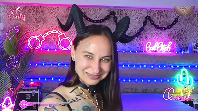 Snapshot of Cool_Freak_ chatting on 06/20/26, 10:18 Cool Freak online show from 06/20/26, 10:18