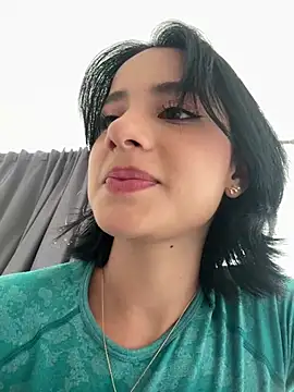 Snapshot of Ale_Lewis chatting on 12/26/24, 08:21 Ale Lewis online show from 12/26/24, 08:21