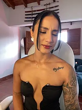 Snapshot of Ale_Lewis chatting on 09/12/25, 09:04 Ale Lewis online show from 09/12/25, 09:04