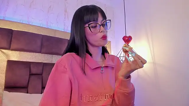  Jessy Moon  online show from 12/27/24, 07:46