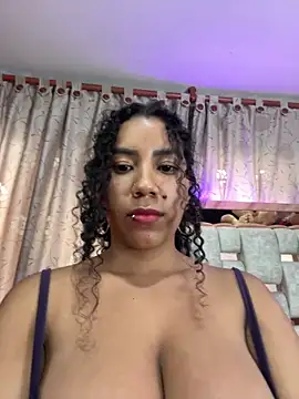 Snapshot of serena_willow chatting on 03/08/25, 05:38 serena willow online show from 03/08/25, 05:38