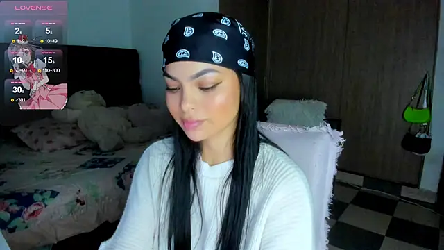 Snapshot of Daddysweeeetbody chatting on 01/03/25, 11:33 Daddysweeeetbody online show from 01/03/25, 11:33