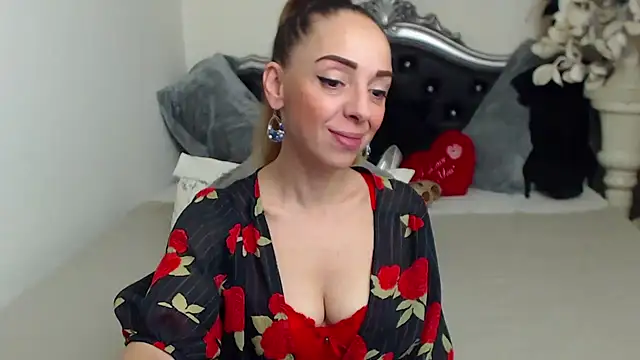 AylyneRichards online show from 11/03/25, 06:03