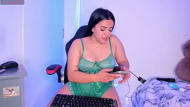 Snapshot of Anddy_Vega chatting on 01/24/25, 12:42 Anddy Vega online show from 01/24/25, 12:42