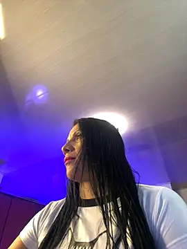 Snapshot of saaalome_1 chatting on 09/25/25, 09:18 saaalome 1 online show from 09/25/25, 09:18