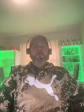 Snapshot of Cristian-Brayan chatting on 01/12/25, 01:37 Cristian-Brayan online show from 01/12/25, 01:37