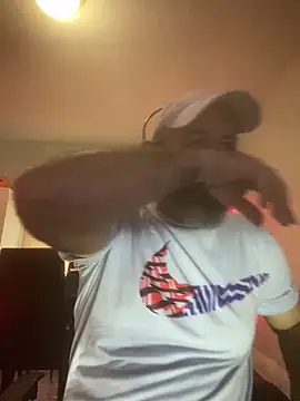 Snapshot of Cristian-Brayan chatting on 01/26/25, 01:25 Cristian-Brayan online show from 01/26/25, 01:25