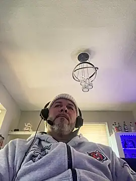 Cristian-Brayan online show from 02/07/26, 06:11