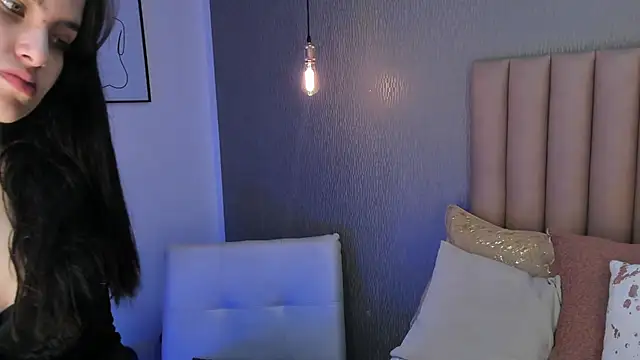 Alexa Thaylor  online show from 09/10/25, 01:33