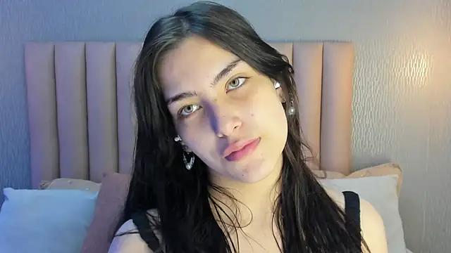 Alexa Thaylor  online show from 09/27/25, 01:27