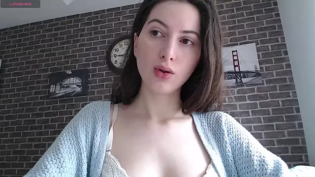  Hot Lady  online show from 03/10/25, 12:48