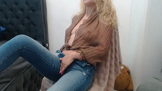 mesexylady34 online show from 07/03/26, 03:18