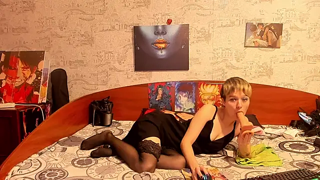 KagamiTayga online show from 10/02/25, 02:18