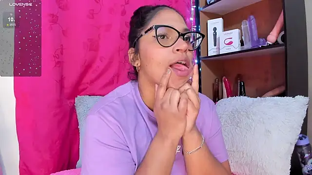 Snapshot of iriss_25 chatting on 01/27/25, 02:35 iriss 25 online show from 01/27/25, 02:35