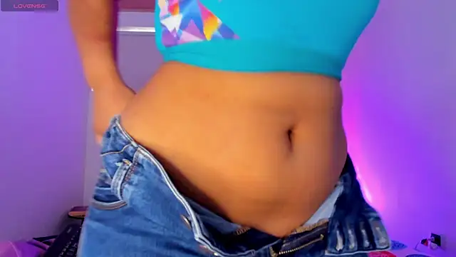 Snapshot of iriss_25 chatting on 09/11/25, 07:14 iriss 25 online show from 09/11/25, 07:14