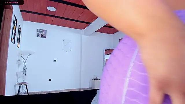 Snapshot of iriss_25 chatting on 09/26/25, 11:36 iriss 25 online show from 09/26/25, 11:36