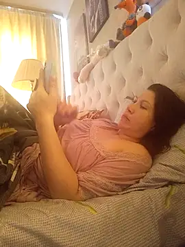 ROXOLANAA SEXY online show from 04/04/26, 08:23