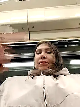 ROXOLANAA SEXY online show from 04/23/26, 01:24