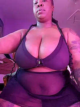 Snapshot of _Ruby_Shy chatting on 10/23/25, 08:29 Ruby Shy online show from 10/23/25, 08:29