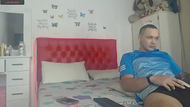 wondercouplexxx online show from 02/14/25, 04:15