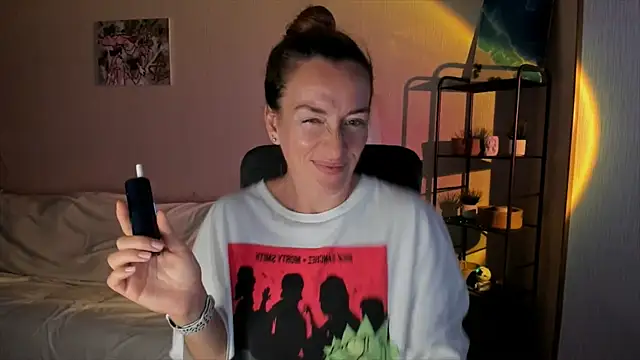 Snapshot of RebeccaMartinez chatting on 09/09/25, 08:58 RebeccaMartinez online show from 09/09/25, 08:58
